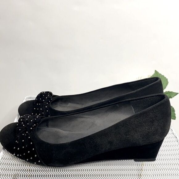 Stuart Weitzman Black Dotsun Suede Bow Low‎ Wedge Heels Shoes Black 7 - Picture 4 of 15